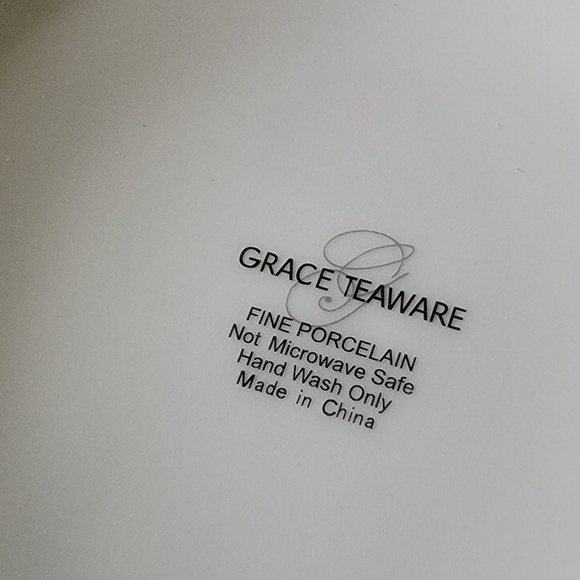 Set of 4 Mugs, Assorted Designs, Made of Bone China by Grace Teaware - Picture 5 of 8